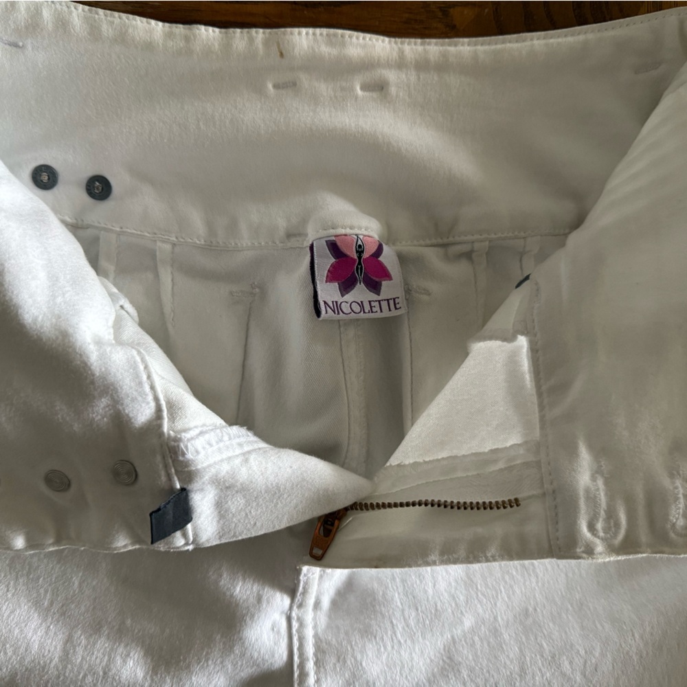 Nicolette Women's Classic White Skinny Jeans